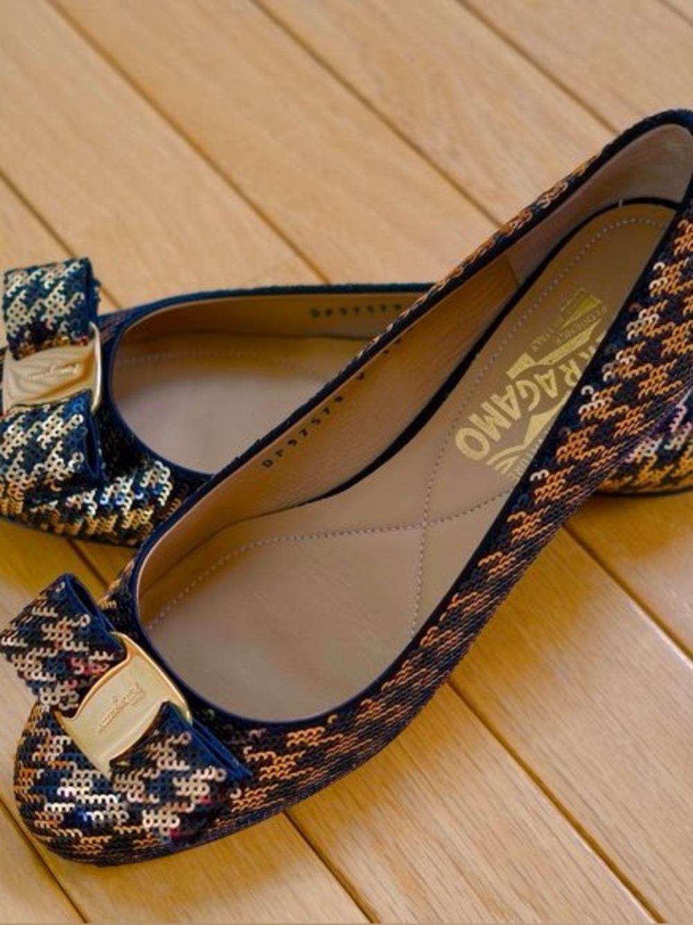Salvatore Ferragamo Size 8 Black and Gold Sequined Flats with Signature Bow